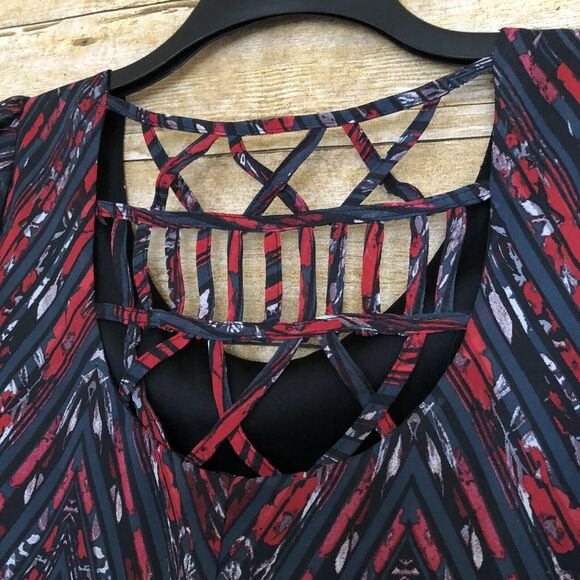 Want And Need Red & Black Lattice Back Shift Dress - Size Small - Chevron Print - Picture 3 of 6